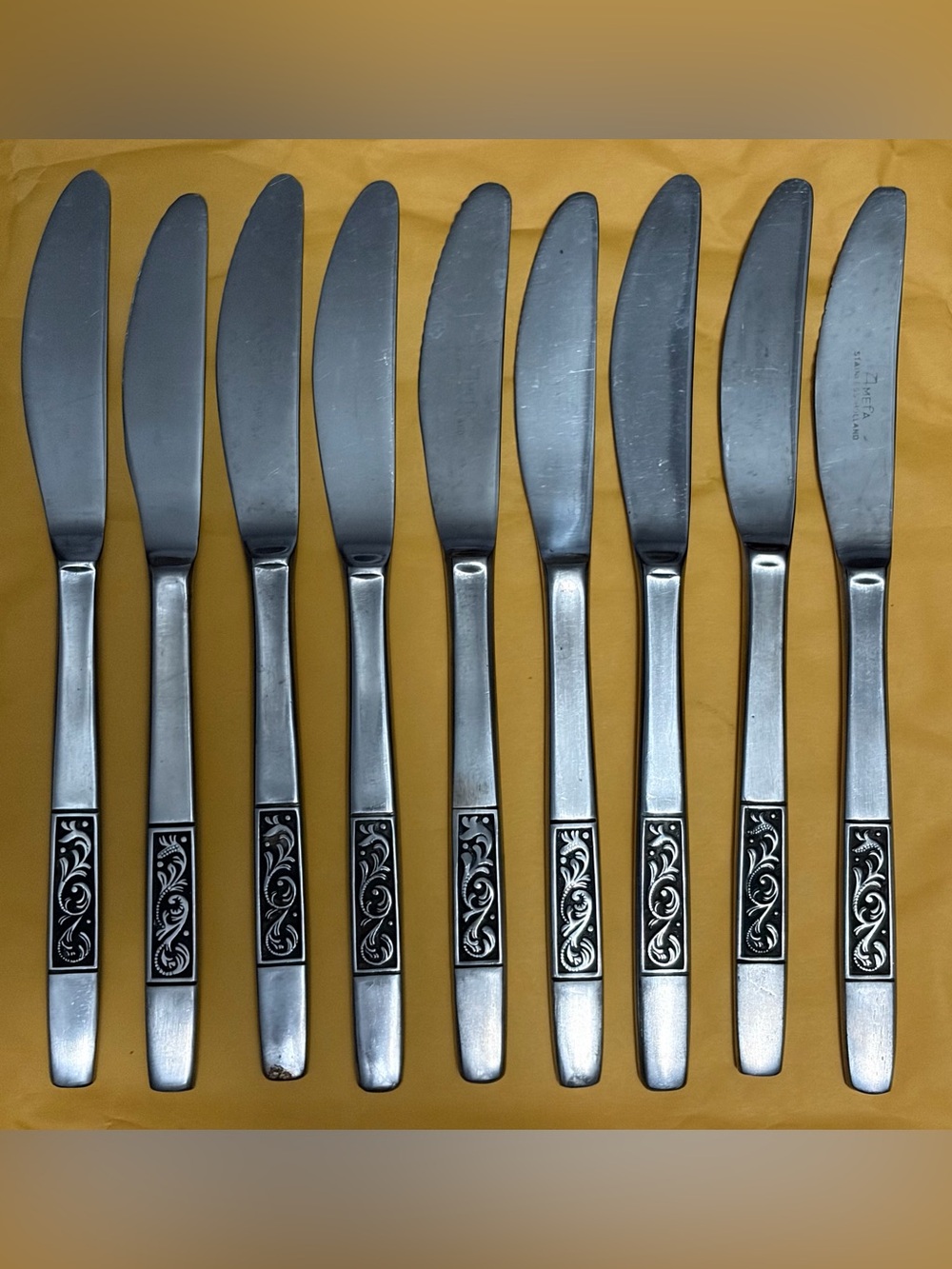 Amefa Royal Damask Stainless Dinner Knives- 9 total pieces